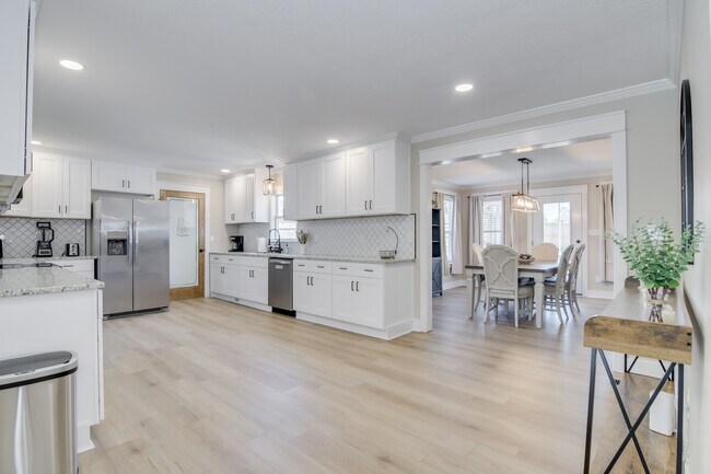 Building Photo - 3218 Winding Wood Pl