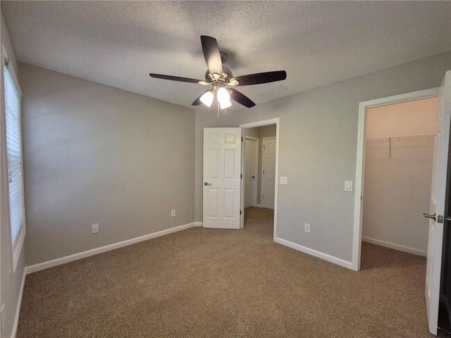 Building Photo - 3232 Glenloch Pl