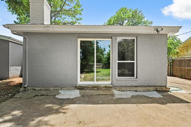 Building Photo - 5629 Maceo Ln