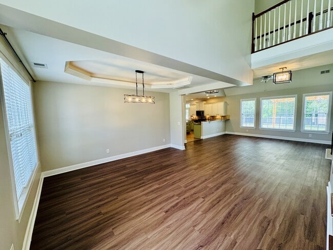 Building Photo - 3571 Brampton Dr