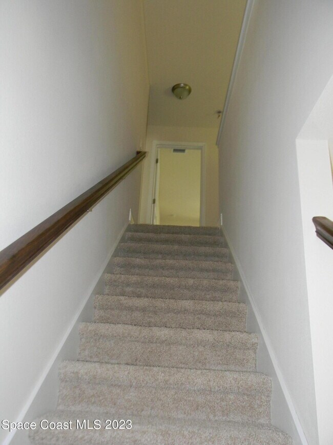 Building Photo - 1576 Alaqua Way