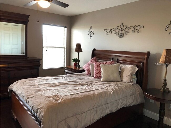 Building Photo - 1211 S Beach Cir