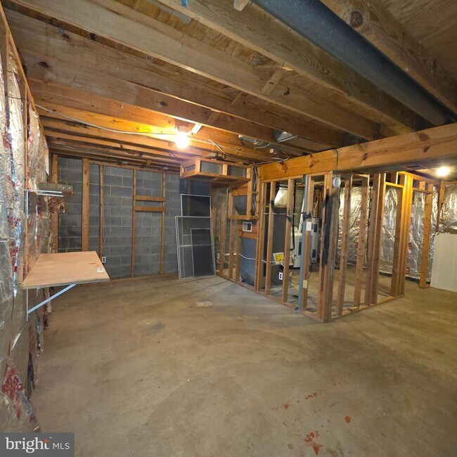 Building Photo - 1758 Springfield Ln