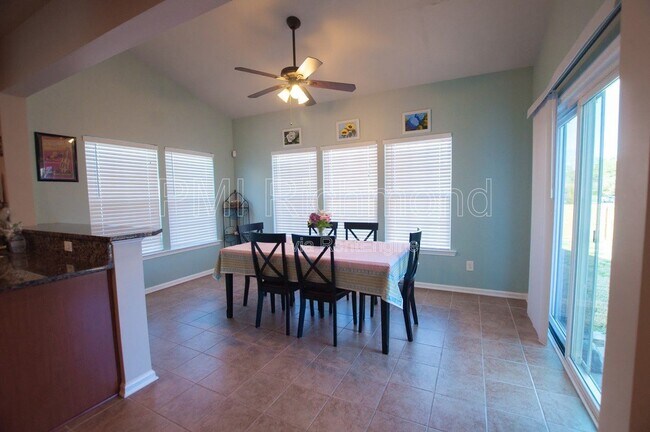 Building Photo - 2200 Thomas Kenney Dr