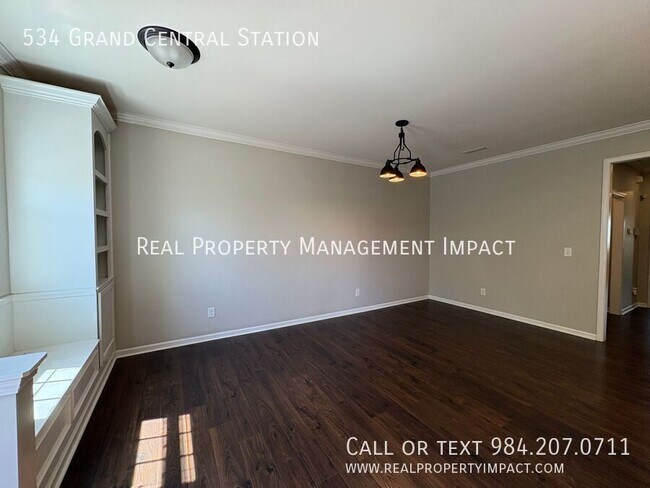 Building Photo - 534 Grand Central Sta