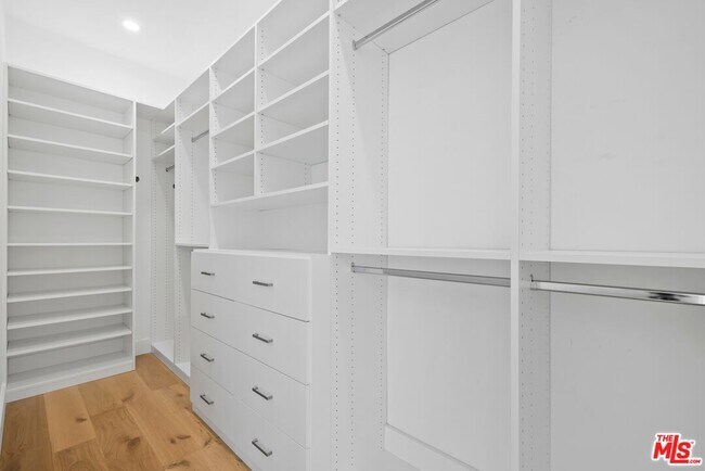 Building Photo - 23229 Friar St