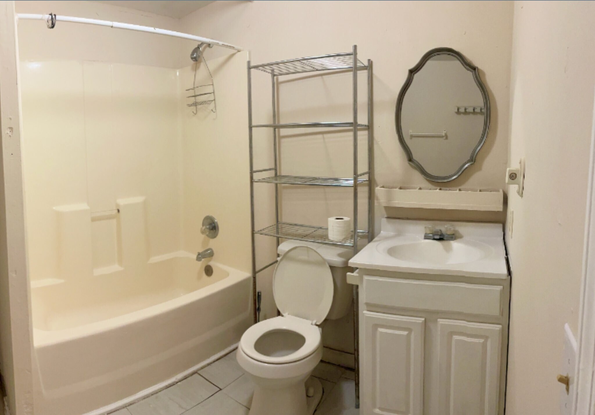 Building Photo - 1048 Tigger Loop