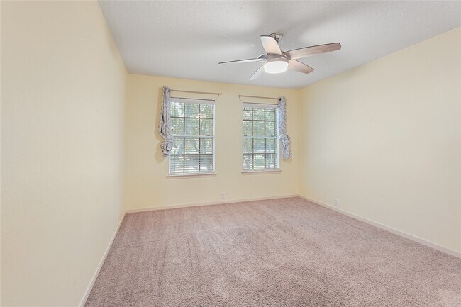 Building Photo - 17502 S Summit Canyon Dr