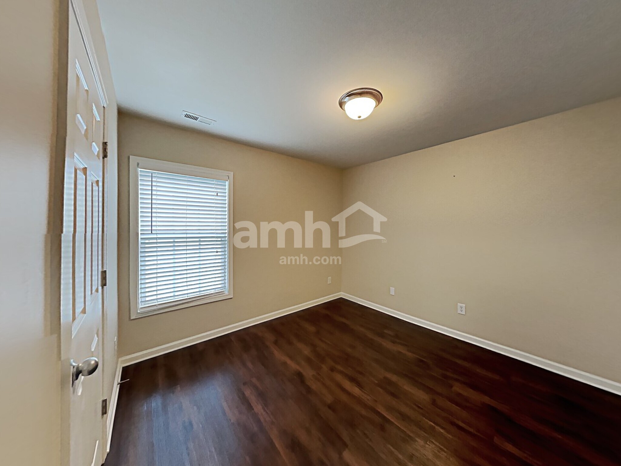 Building Photo - 2607 Swansong Ln