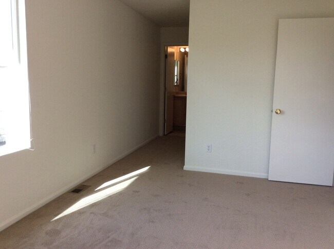 Building Photo - 2 Story Open Concept Home in Idaho Creek Neighborhood