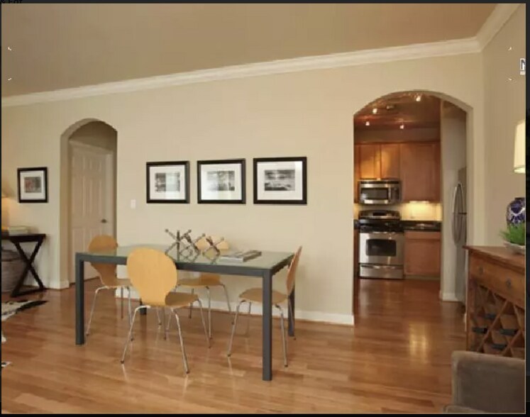 Building Photo - 2602 McKnight Crossing Ct