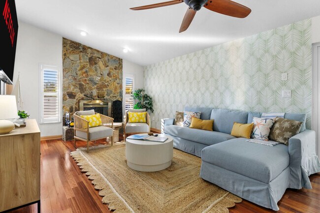 Building Photo - 9414 Laura Anne Dr