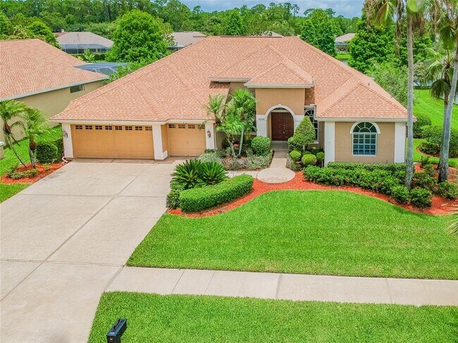 Building Photo - 10559 Greencrest Dr