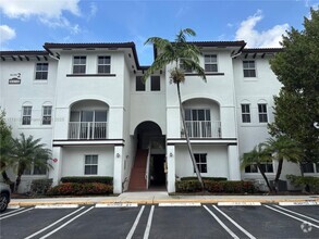 Building Photo - 8960 NW 97th Ave