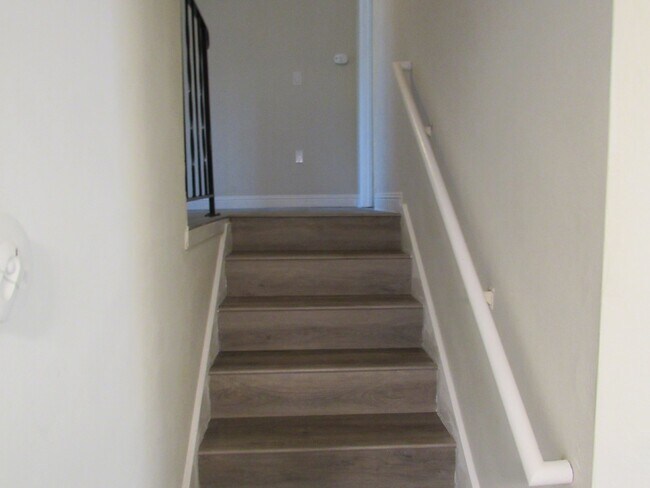 Building Photo - Beautiful 4 Bed, 2.5 Bath Home in Perfect San Ramon Location