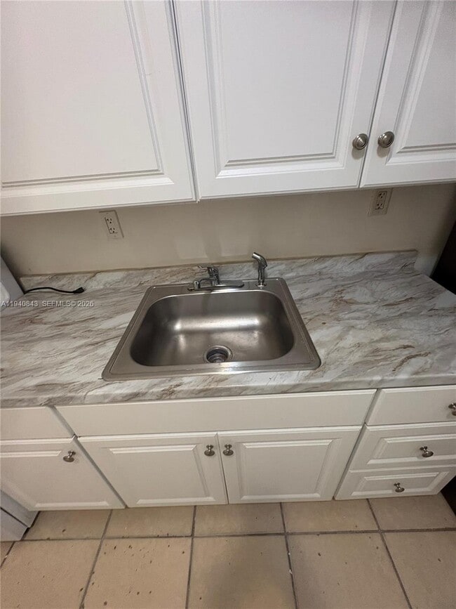 Building Photo - 920 NW 55th Terrace