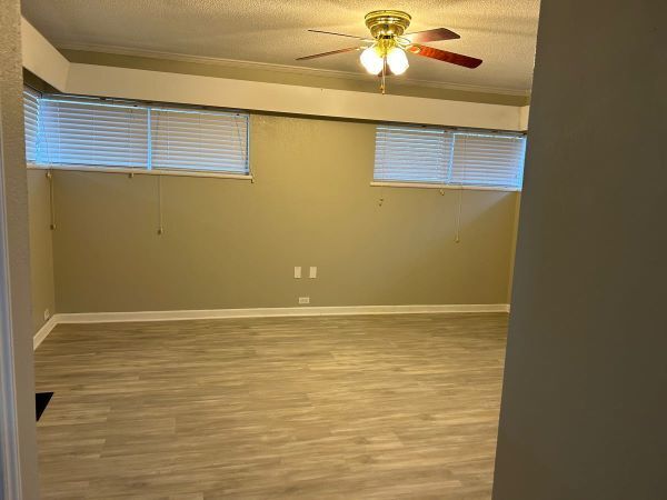 Building Photo - Lenoir City 3bd/2.5ba brick ranch with lar...