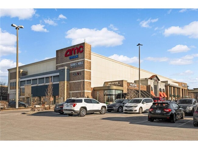 Building Photo - 8666 Windward Cir