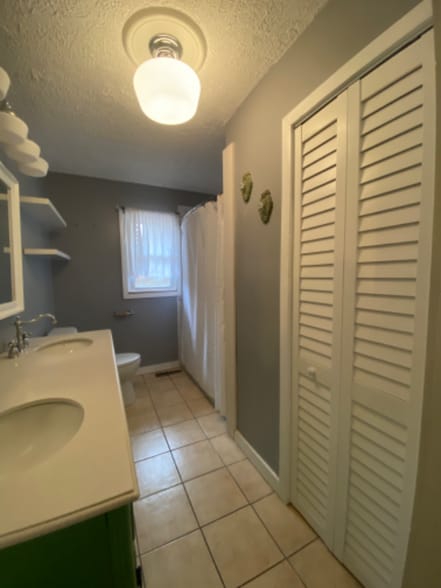 Building Photo - 502 Rock Rd