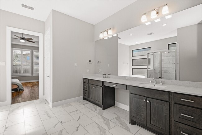 Building Photo - 1222 McMurtry Ridge Dr