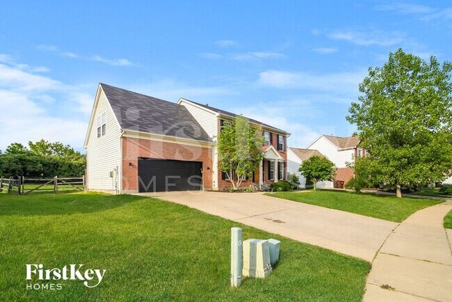 Building Photo - 634 Ellen Dr