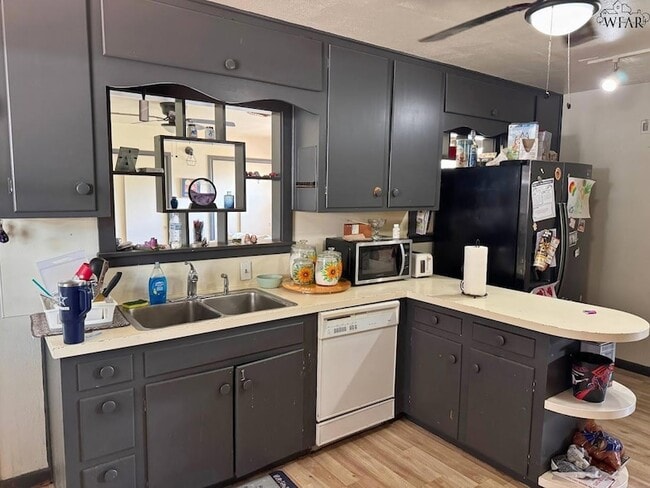 Building Photo - 4800 George St