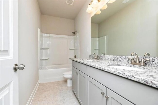 Building Photo - 695 Country Ridge Dr