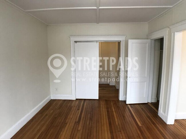 Building Photo - 2 bedroom in Boston MA 02215