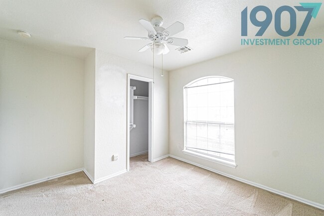 Building Photo - 805 Sequoyah Trail