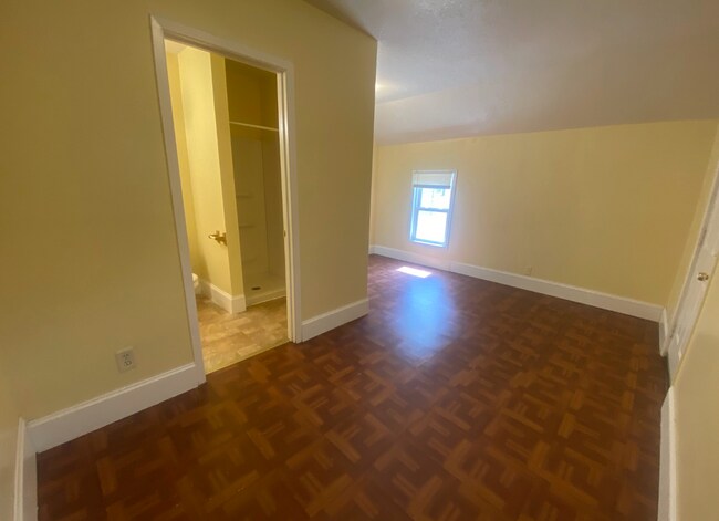 Building Photo - 2117 N Ilion Ave
