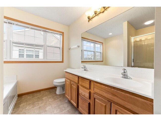 Building Photo - 15726 Frisian Ln