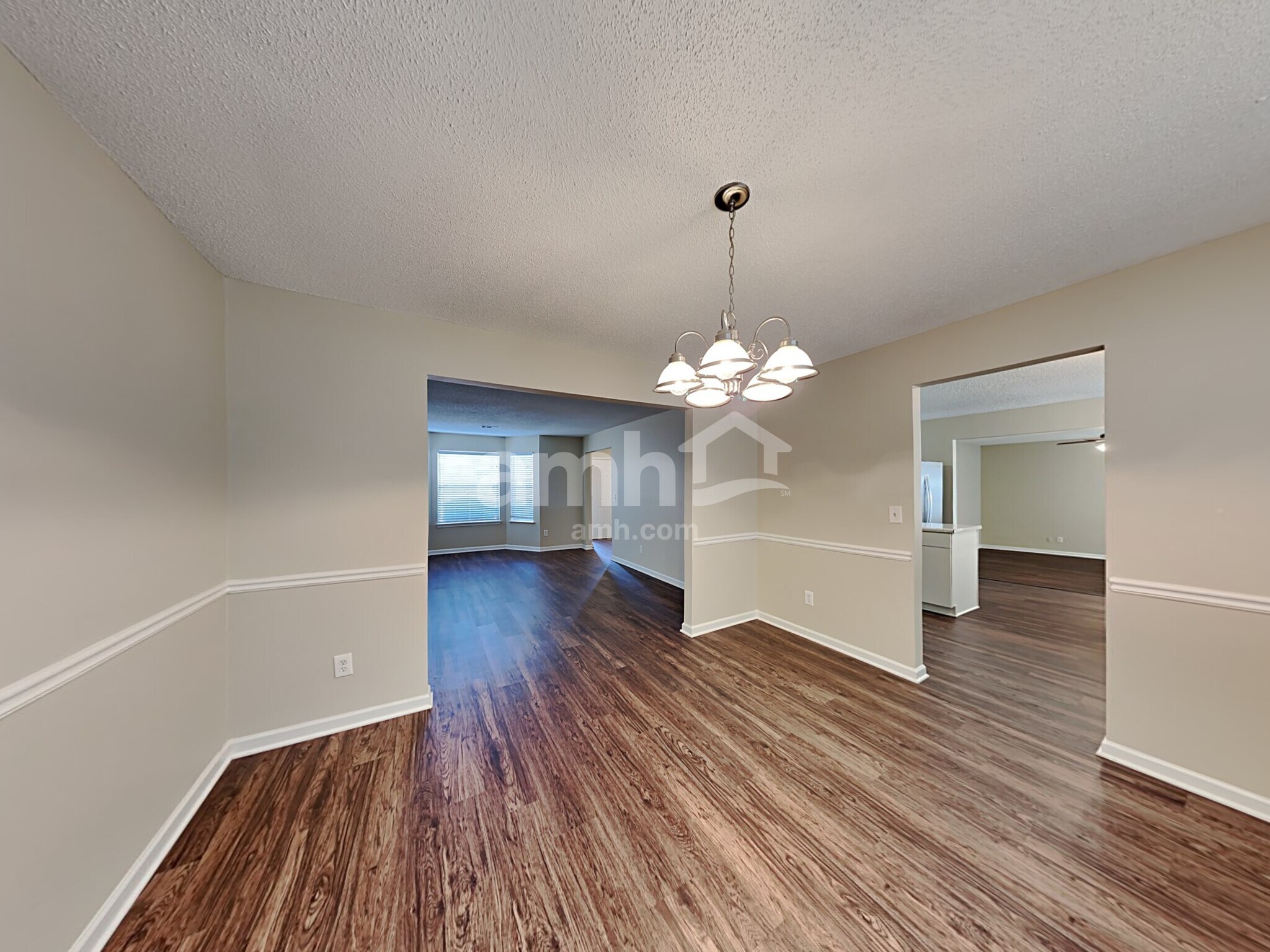 Building Photo - 4445 Tuckahoe Ct