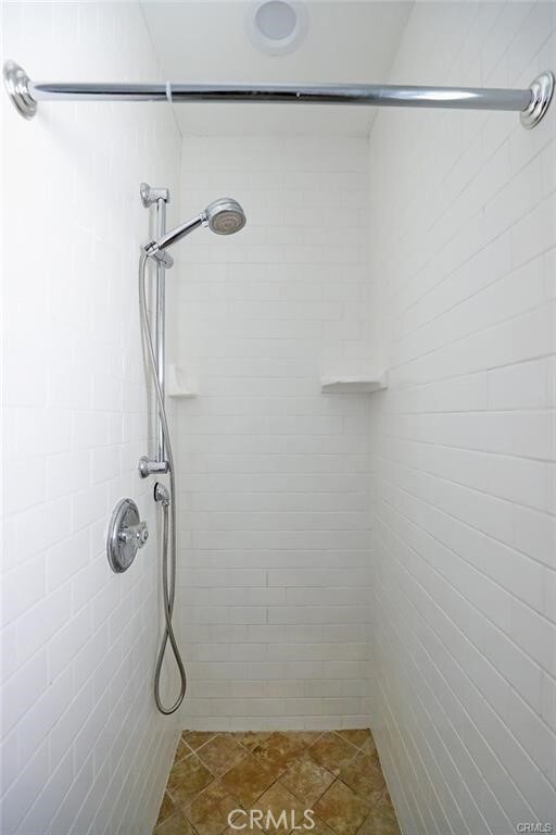 Building Photo - 6346 Goodland Pl