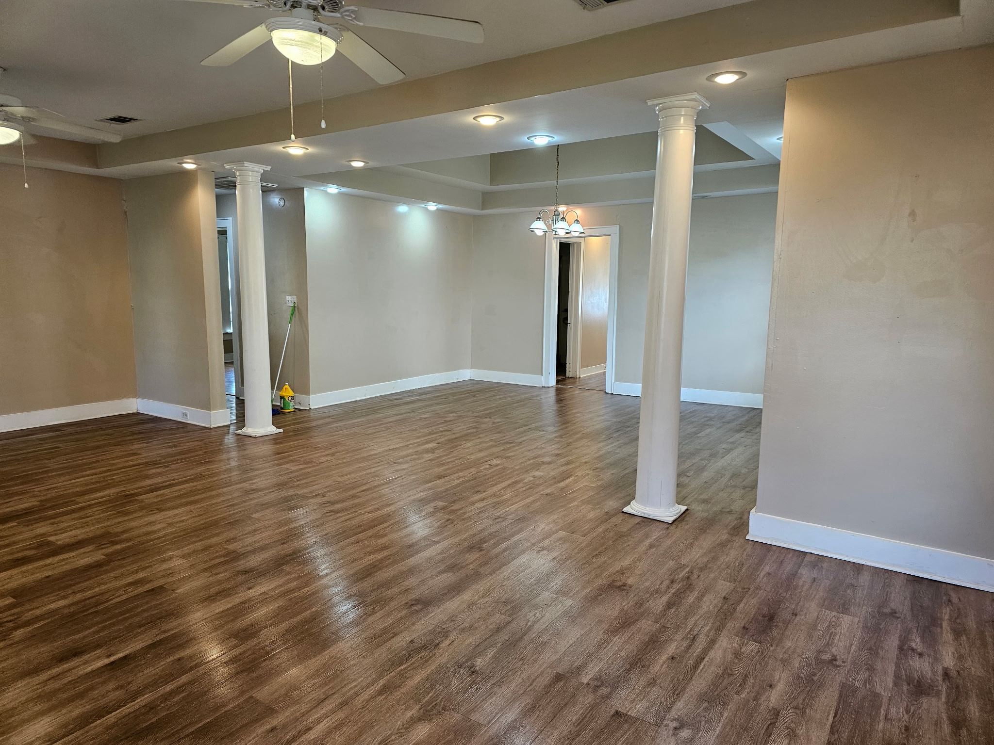 Building Photo - 508 S College Ave