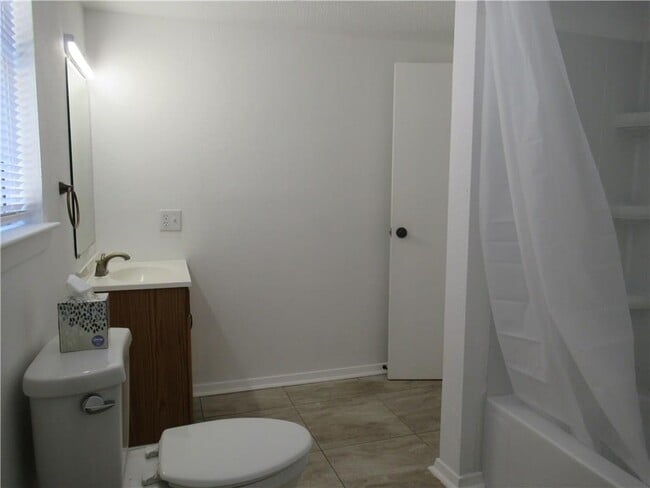 Building Photo - 10612 Deer Canyon Rd