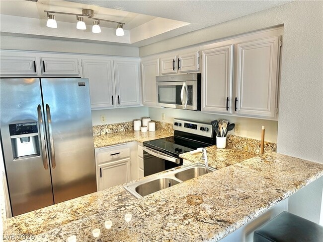 Building Photo - 2716 Lodestone Dr