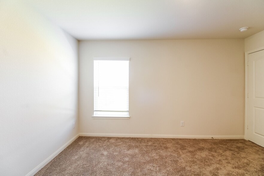 Building Photo - 26717 Frost Dr