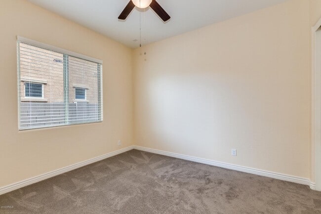 Building Photo - 22930 N 45th Pl
