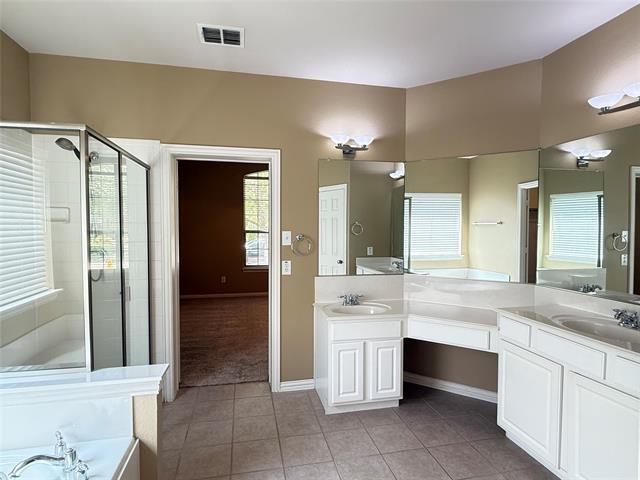 Building Photo - 6400 Eaglestone Dr