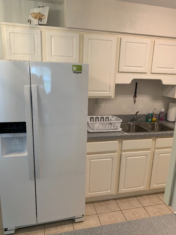 Building Photo - 190 E Olmstead Dr