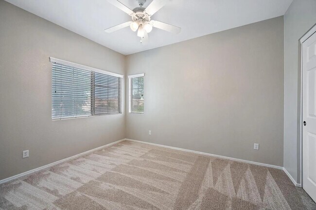 Building Photo - 4734 E White Aster St