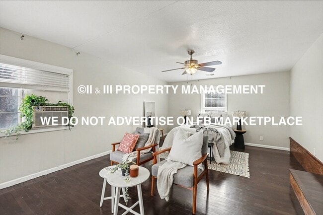 Building Photo - 2900 E Red Bridge Rd