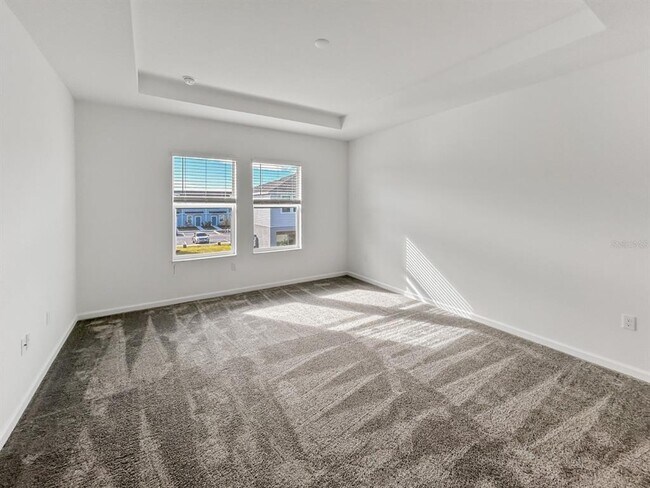 Building Photo - 2426 Skyline Lp