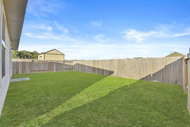 Building Photo - 22156 Juniper Crossing Dr
