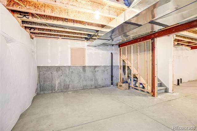 Building Photo - 2894 Bixby Ct