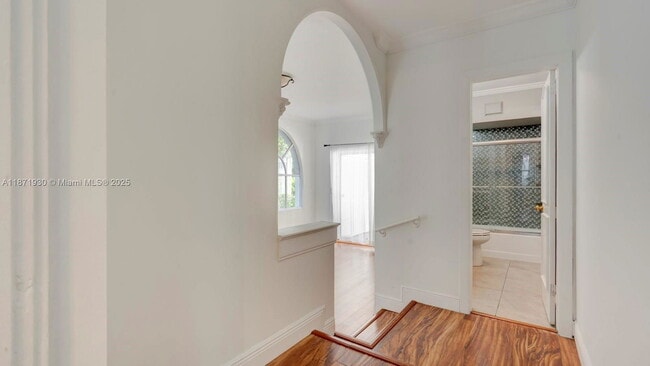 Building Photo - 1676 SW 11th St