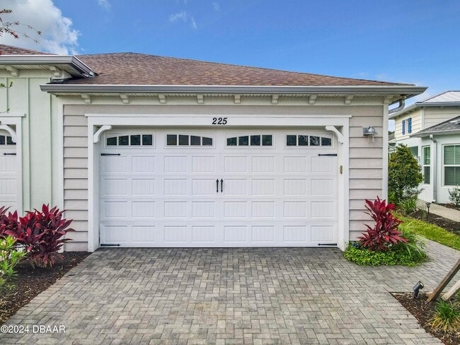 Building Photo - 225 St Somewhere Dr