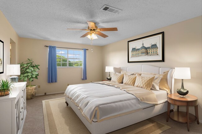 Building Photo - Beautiful Townhouse in South Shreveport
