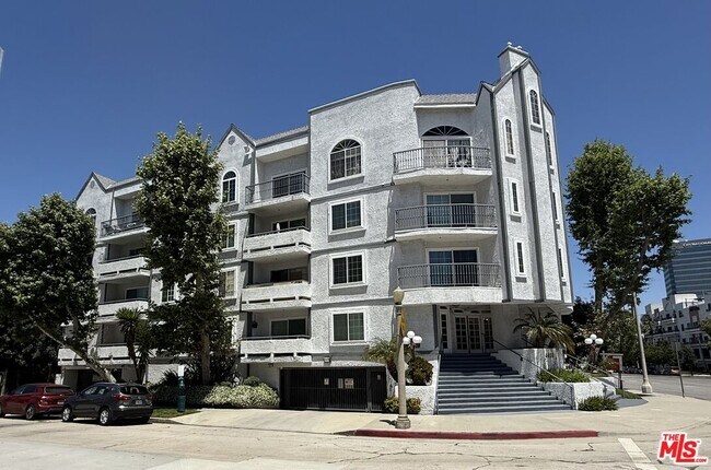 Building Photo - 4401 Sepulveda Blvd