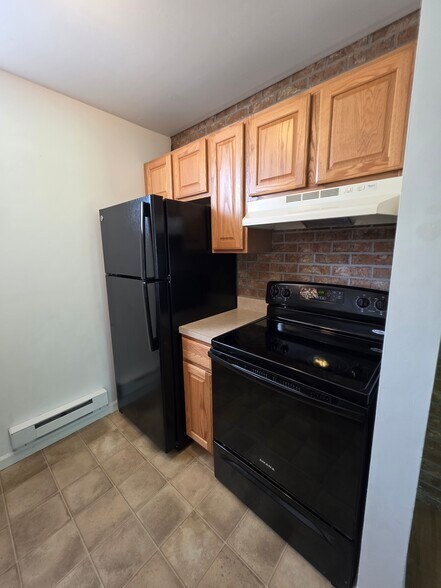 Kitchen - 152 Church St